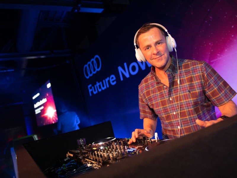 Scott Mills at Audi Graduation
